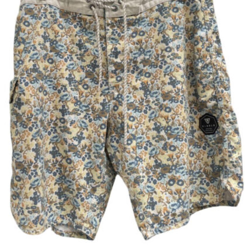 Vissla Men’s Hawaiian Tropical Floral Board Swim Shorts W/ Drawstring Sz 33 / 34 - Picture 2 of 3